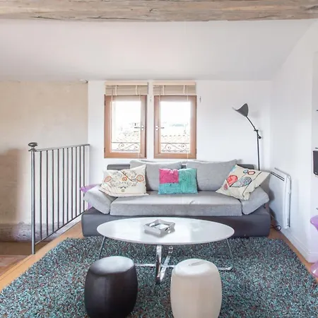 Apartment Horloge Furnished Flat *