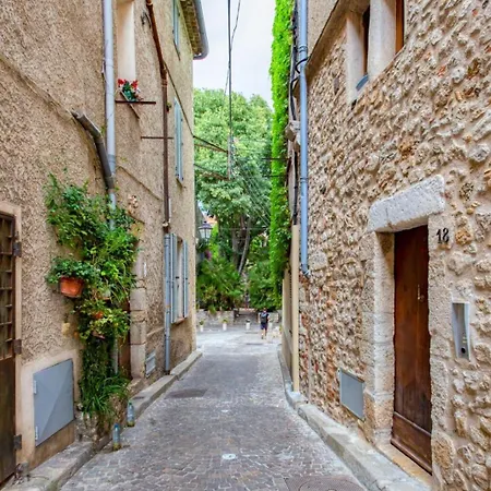 Horloge Furnished Flat * Antibes