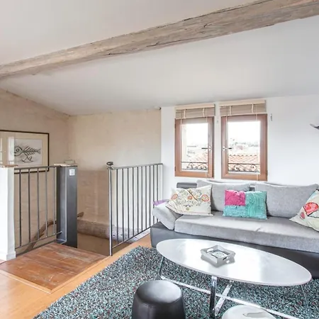 Horloge Furnished Flat *